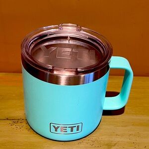 Good Condition 14oz TETI Rambler
Seafoam Green Color
Original Standard Sip Lid
